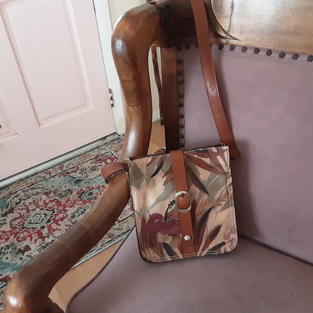 Patricia Nash's Palm Leave's Collection.